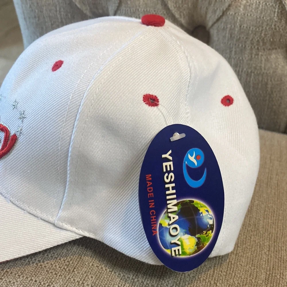Foxy Ladies NWT White & Red Adjustable One Size Hat
